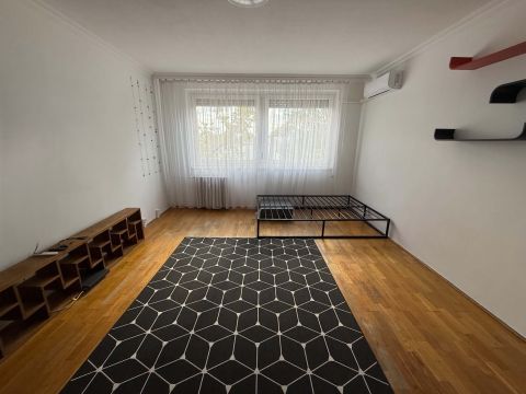 Kiadó Lakás 6000 Kecskemét 1 SZOBÁS LAKÁS KIADÓ