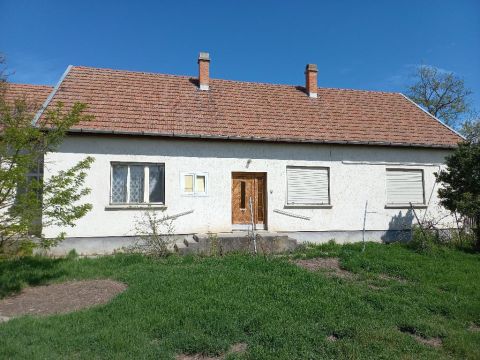 Eladó Ház 5051 Zagyvarékas 5051 Zagyvarékas, Csendes