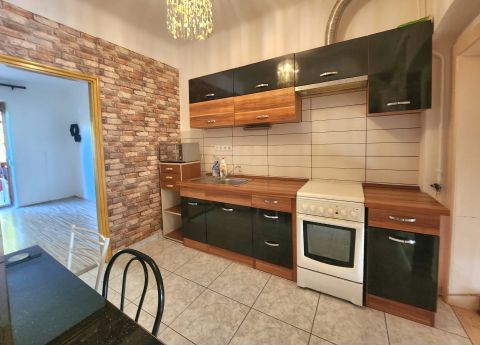 Kiadó Lakás 7627 Pécs 