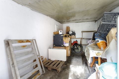 Eladó Parkoló 9023 Győr , Csaba utca közelében