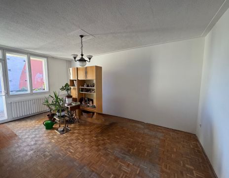 Eladó Lakás 1149 Budapest 14. kerület 2-es metrótól 3 percre