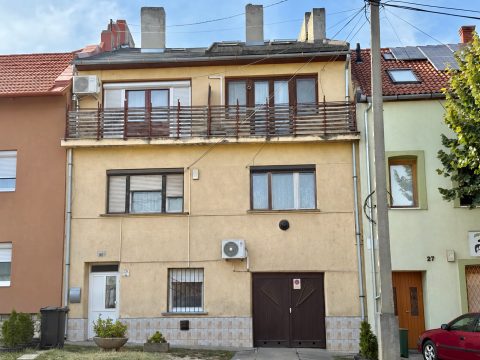 Eladó Lakás 7627 Pécs 