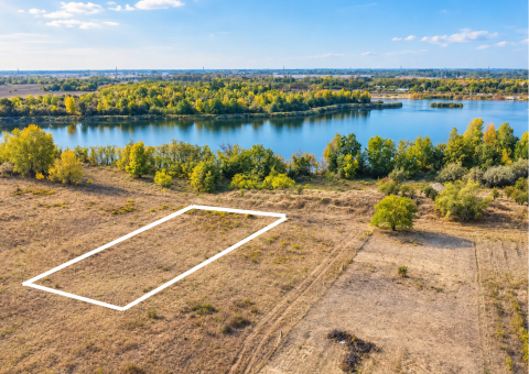 Eladó Telek 2339 Majosháza , Tópart közeli, panorámás zártkerti telek Majosházán.