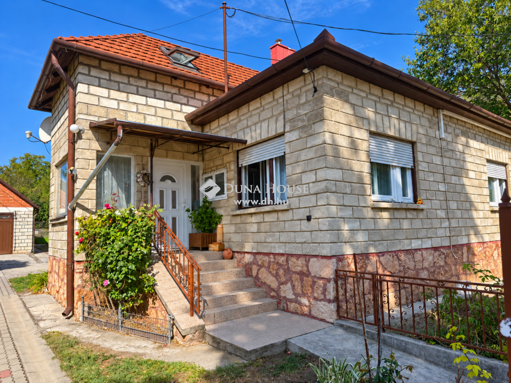 2072 Zsámbék , Központi elhelyezkedés — 1/16