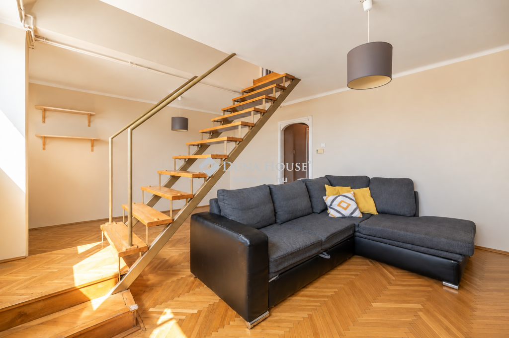 1035 Budapest 3. kerület , Óbudai Egyetem közelében - Pacsirtamező utca — 1/17