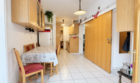 Eladó Lakás 8900 Zalaegerszeg , Eladó lakás Zalaegerszeg, Landorhegy városrészben 
