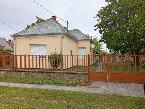 Eladó Ház 2882 Kerékteleki 