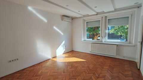 Kiadó Lakás 6000 Kecskemét 