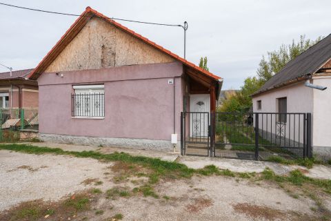 Eladó Ház 2832 Héreg 