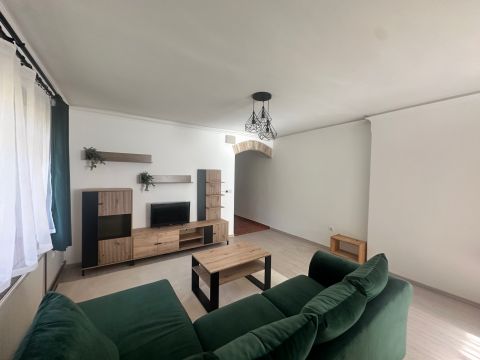 Kiadó Lakás 1131 Budapest 13. kerület , Egyedi lakás zöld környezetben bútorozva kiadó